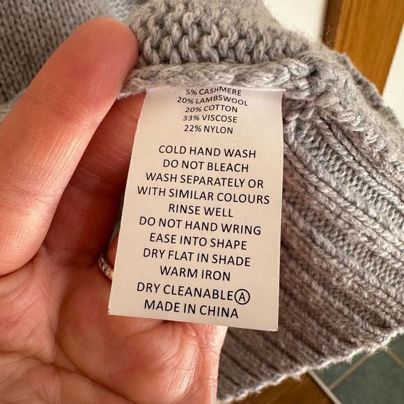 Zaket & Plover Wool Cashmere Blend Color Block Mock Neck Step Hem Neutral Sweate - Picture 8 of 8